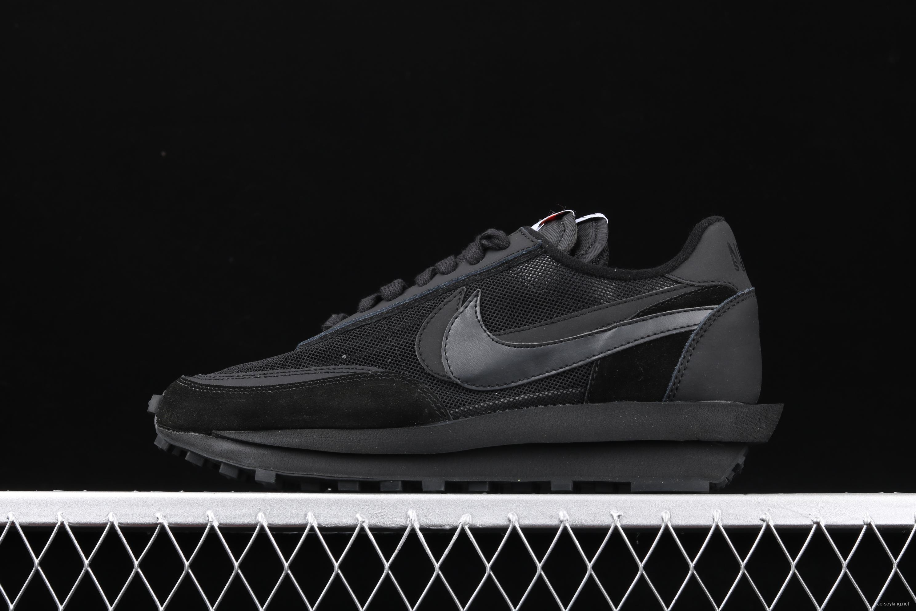 Sacai x NIKE LVD Waffle Daybreak co-signed catwalk style net gauze leather splicing double hook Swoosh running shoes BV0073-002