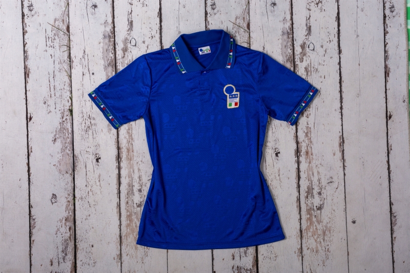 Retro 1994 Italy Home Soccer Jersey