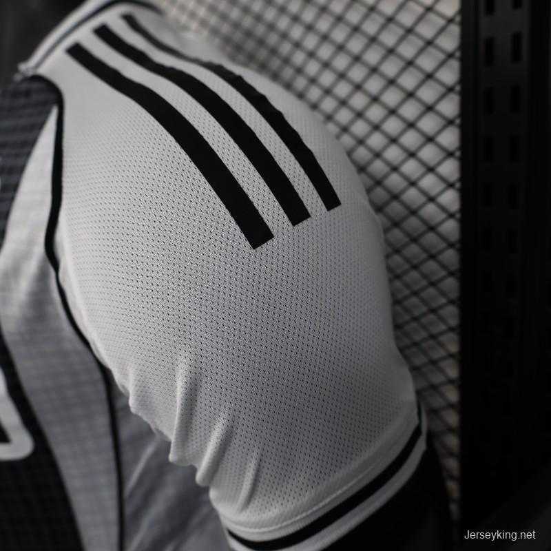 Player Version 25/26 Newcastle United Home Jersey