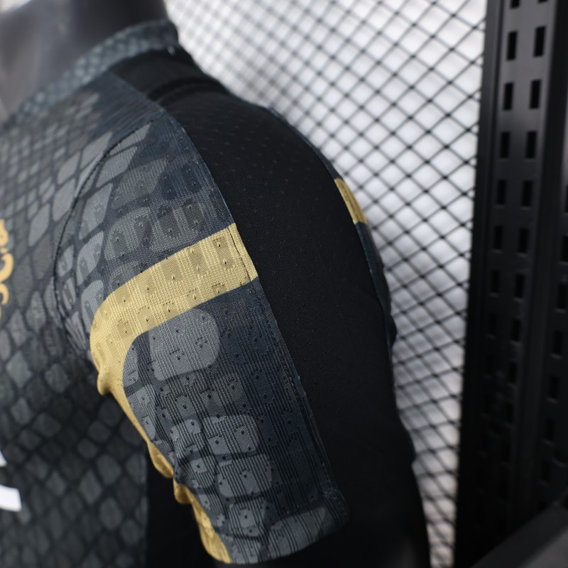 Player Version 25/26 Chelsea Bingx Black with Snake Pattern Design Jersey