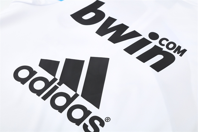 Retro 09/10 Real Madrid White Half Zipper Jacket