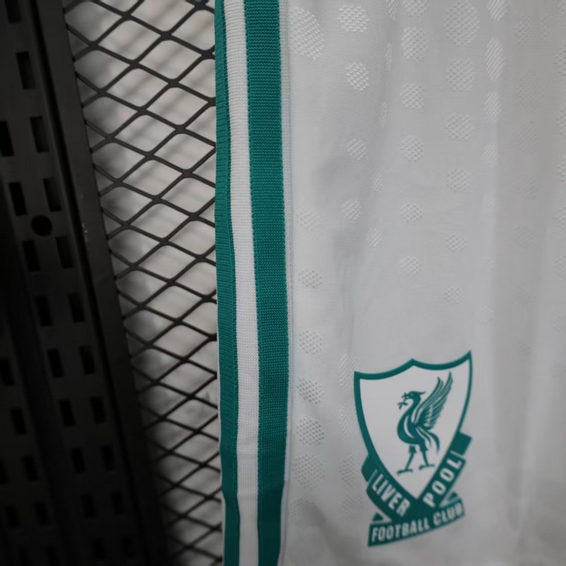 Player Version 25/26 Liverpool Third Shorts