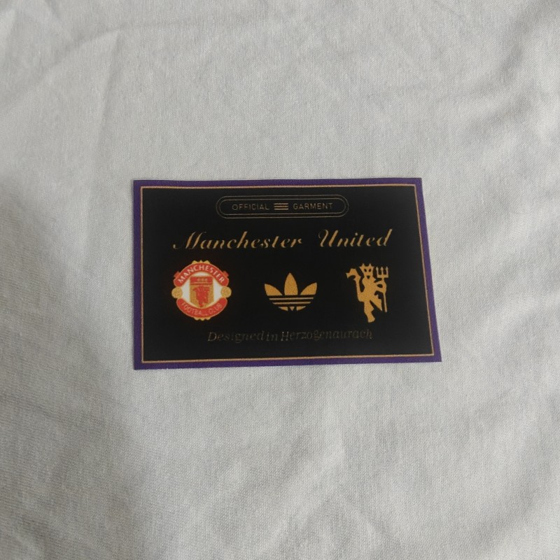 25/26 Manchester United Retro Embroidered Logo Hoodie 9 Colors