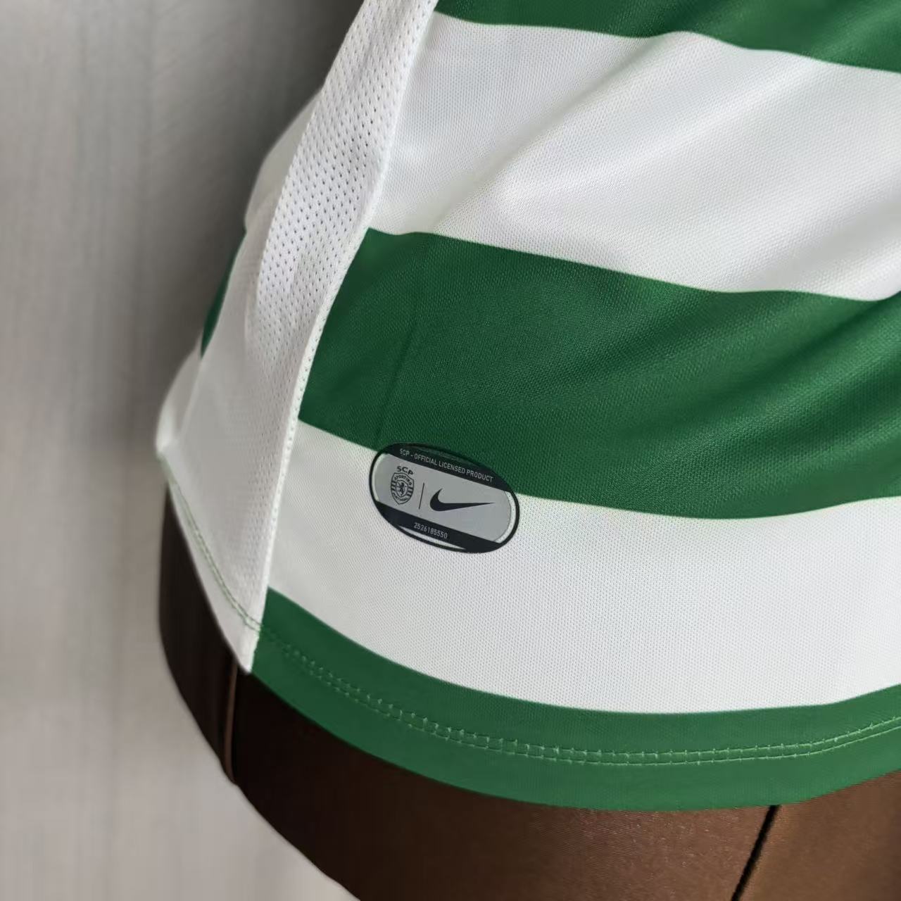 25/26 Women Sporting Lisbon Home Jersey