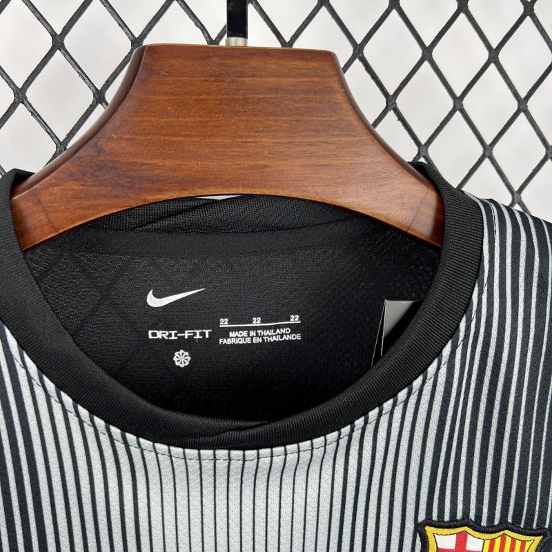2025/26 Kids Barcelona Goalkeeper Kit