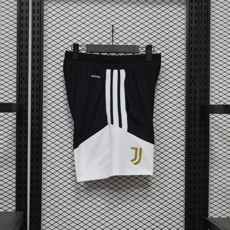 Player Version 26/27  Juventus Black Shorts