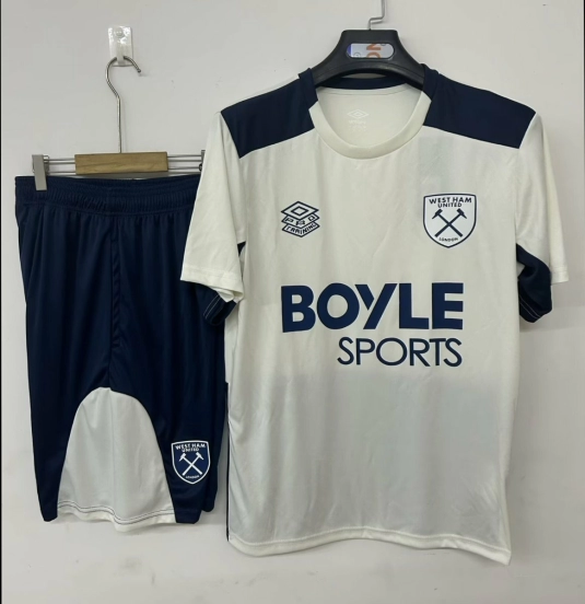 25/26 West Ham United Training Jersey Beige+ Shorts