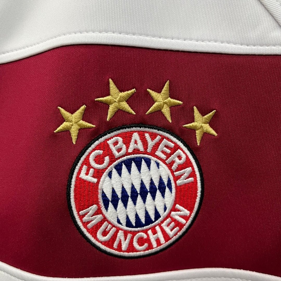 25/26 FC Bayern Munich Adidas Long Sleeve Sweatshirt - White Maroon Green Colorblock Training Top
