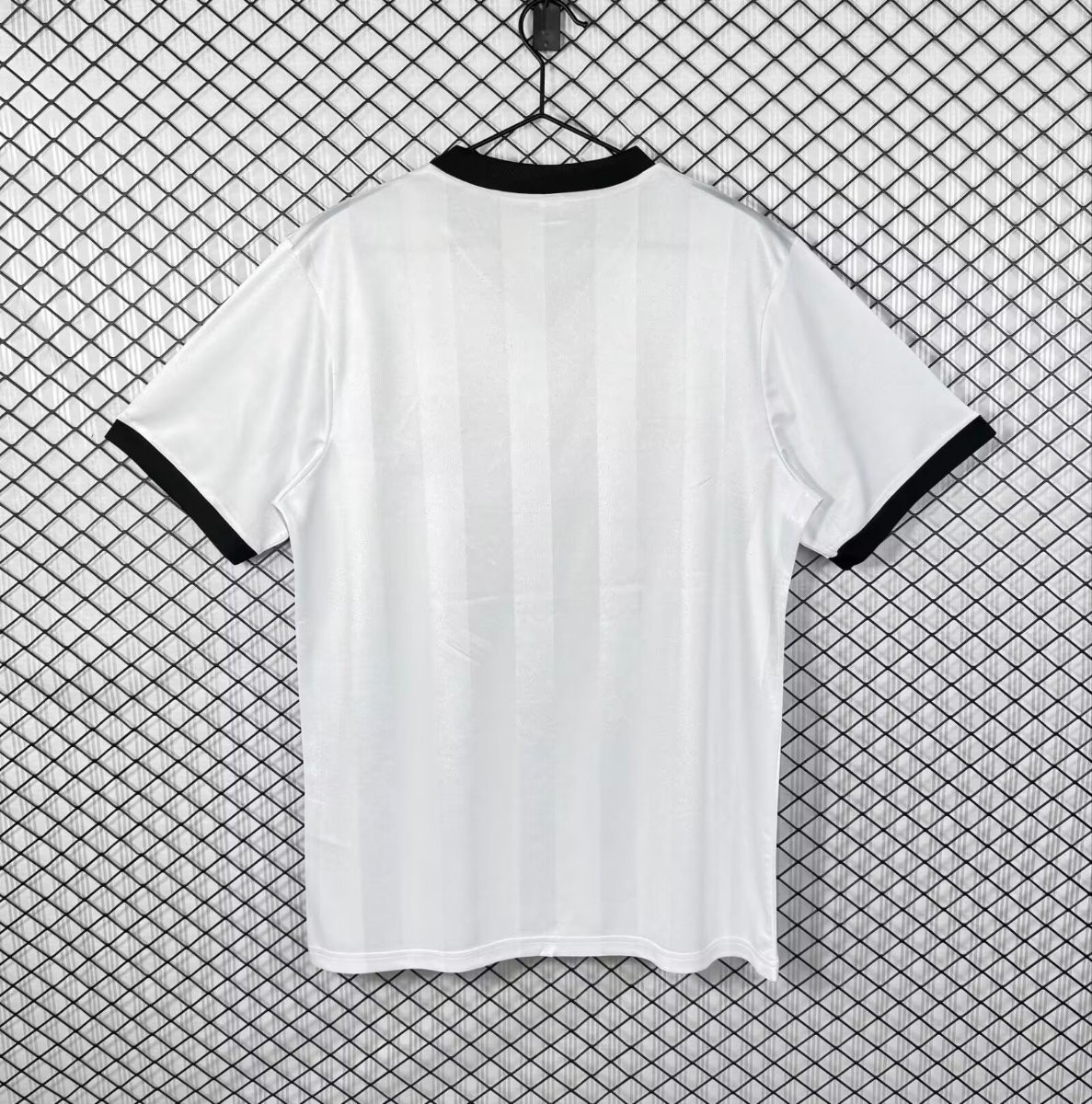 Retro 86/88 Wolverhampton Wanderers Away White Jersey