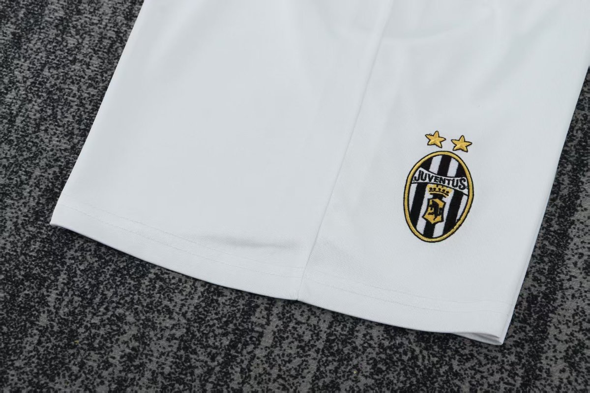 Retro 03/04 Kids Juventus Home Jersey